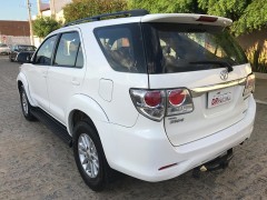 Toyota SW4 2014